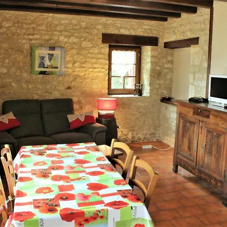 Holiday home Maison Chaleureuse Pres De Sarlat Avec Jardin Clos, Cheminee Et Equipements Bebe - Fr-1-616-47 Cenac-et-Saint-Julien